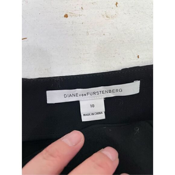 Diane Von Furstenberg Black Skirt Size 10 - Picture 7 of 11